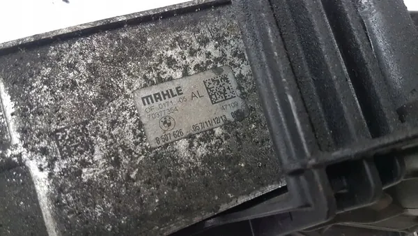 Oljefilterfäste BMW 3 (E90) 2.0L Diesel 2011 image 6