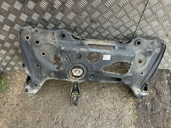 Voorste hulpframe OEM 3Q0199315D voor Seat Ateca image 2