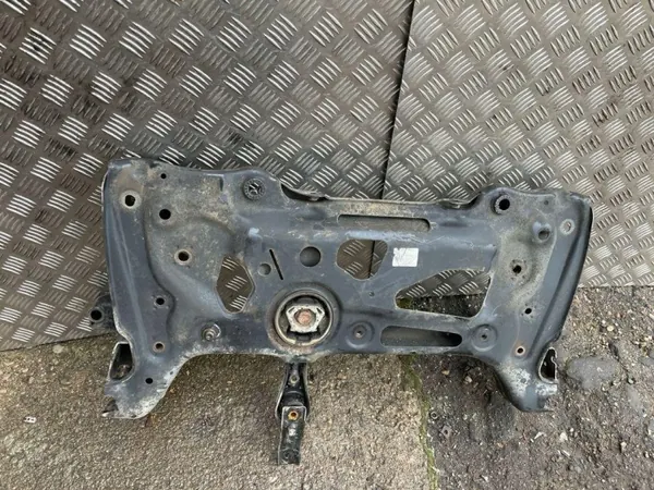 Voorste hulpframe OEM 3Q0199315D voor Seat Ateca image 4