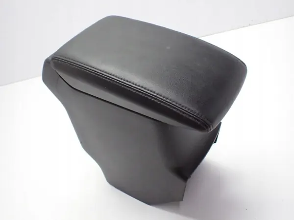 Accoudoir OEM avec USB pour Mitsubishi Outlander III 19R image 2