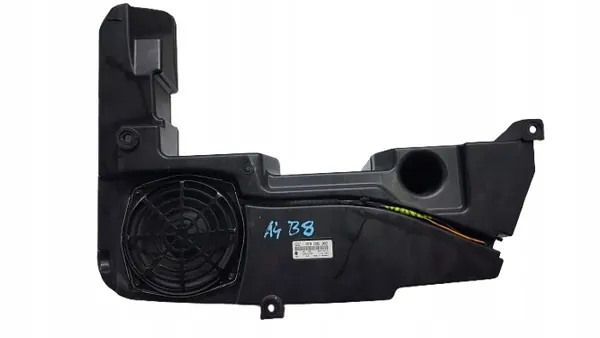 Audi A4 B8 Subwoofer-kaiutin OEM 8T8035382 image 2