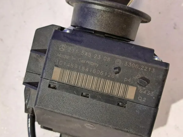 Mercedes-Benz contactsleutel OEM 2115452308 image 7