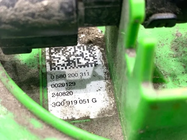 Polttoainepumppu OEM 3Q0919051G Skoda Superb III 1.4 image 4