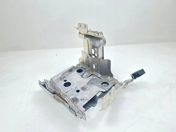 Suporte de bateria Nissan Qashqai 2015 image 1