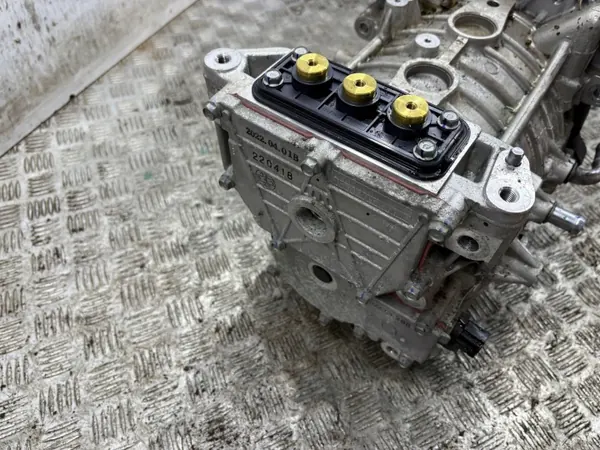 Motor elétrico Hyundai Kona I 64kWh usado - OEM image 8