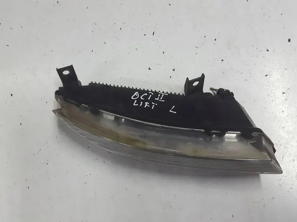 Skoda Octavia II LED DRL Esquerda OEM 1Z0941067XAUTOPX image 3