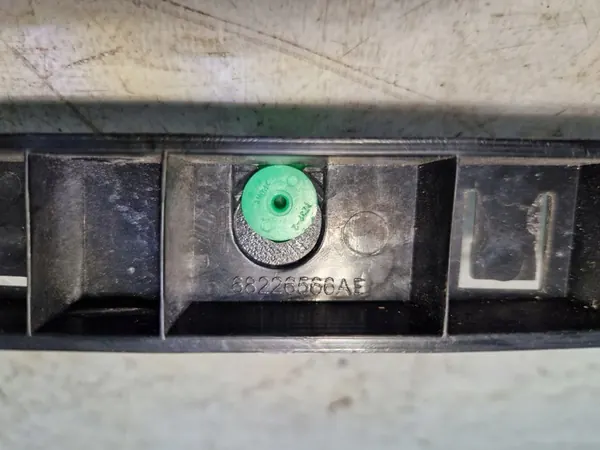 DODGE CHARGER 2019- Deslizamento de montagem traseiro esquerdo image 9