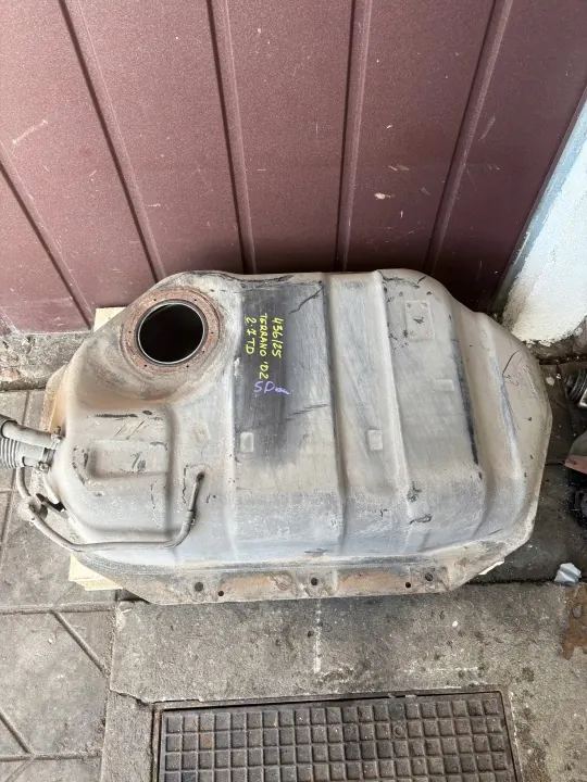 Brandstoftank OEM BAK ZBIORNIK PALIWA voor Nissan Terrano II image 2