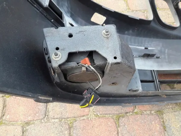 Saab 9-3 II Paraurti Anteriore Griglia 02- image 9