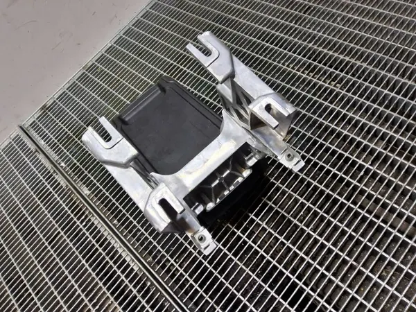 Audi A3 S3 8V konsoli käsinoja OEM 8V0864263 image 6