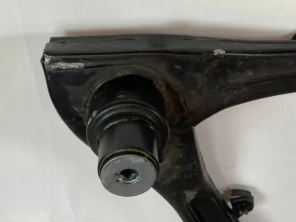 Etujarrupalat OEM 62401N7050 Kia Sportage V:lle image 4
