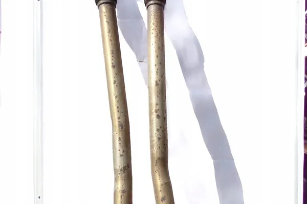 Pakoputki AUDI A6 2.7L diesel 2011 4F0253147A image 2