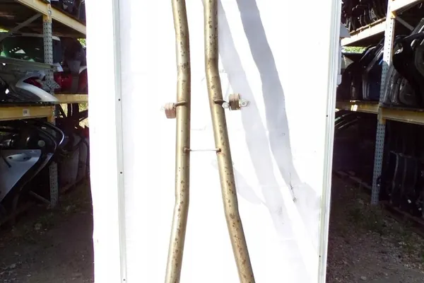 Pakoputki AUDI A6 2.7L diesel 2011 4F0253147A image 4