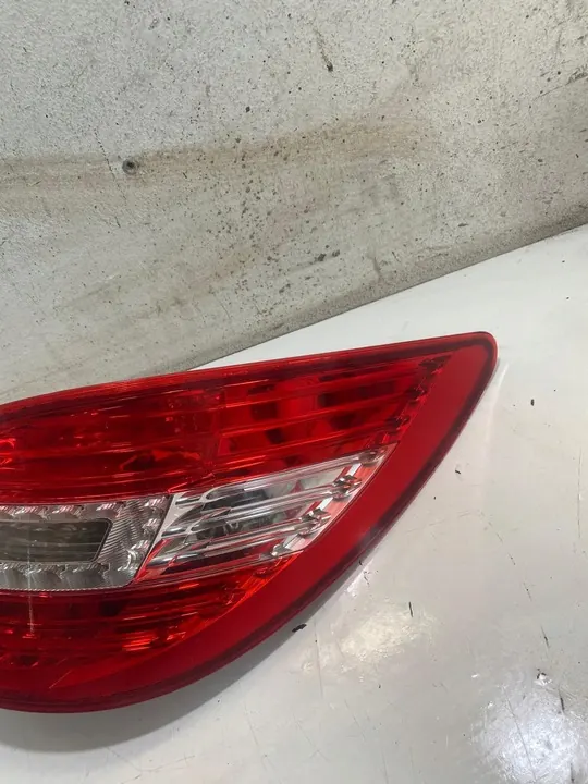 Rechter achter LED-lamp Mercedes R W251 A2518202064 image 3