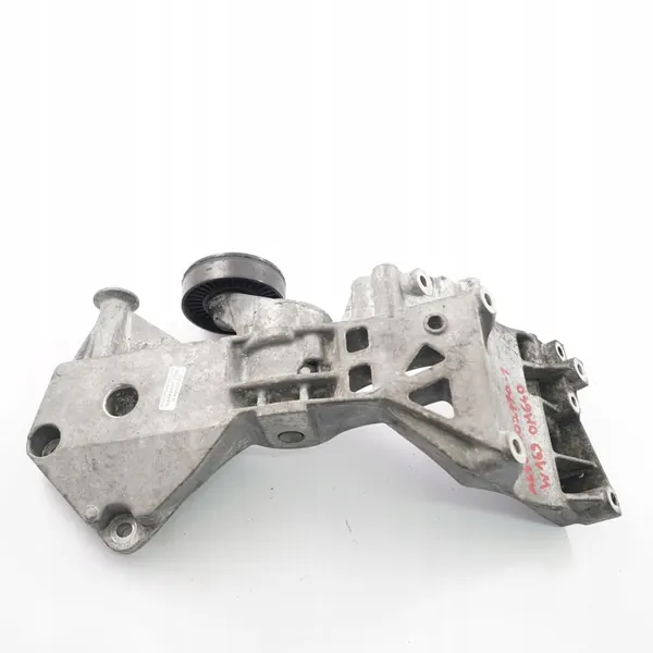 Mercedes W169 W245 OM640 Diesel Vaihtovirtageneraattorin Jännite image 3