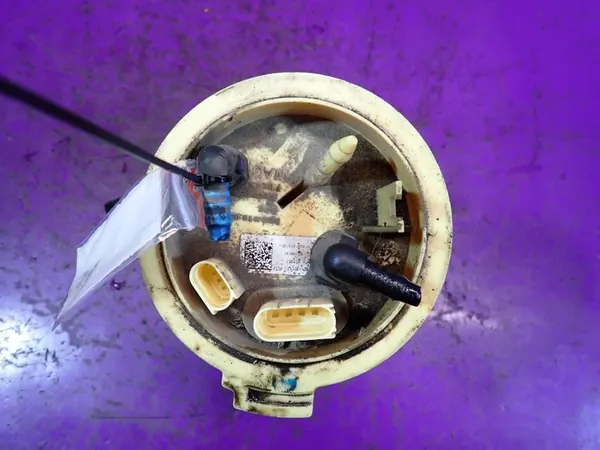 VW GOLF VII 12-17 1.6 TDI Brandstofpomp 5Q0919050H image 6