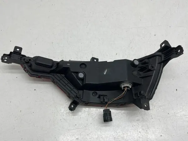 Kia Niro II EV 2024 Lanterna Traseira Esquerda Para-choque OEM 92405AT100 image 3