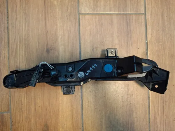 Feu anti-brouillard arrière droit Range Rover Velar OEM J8A2-15K272-AF image 3
