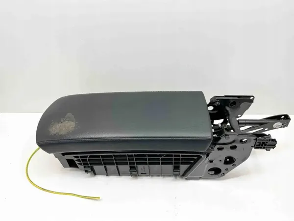 Accoudoir Mercedes-Benz OEM A2306809650 - Occasion image 3