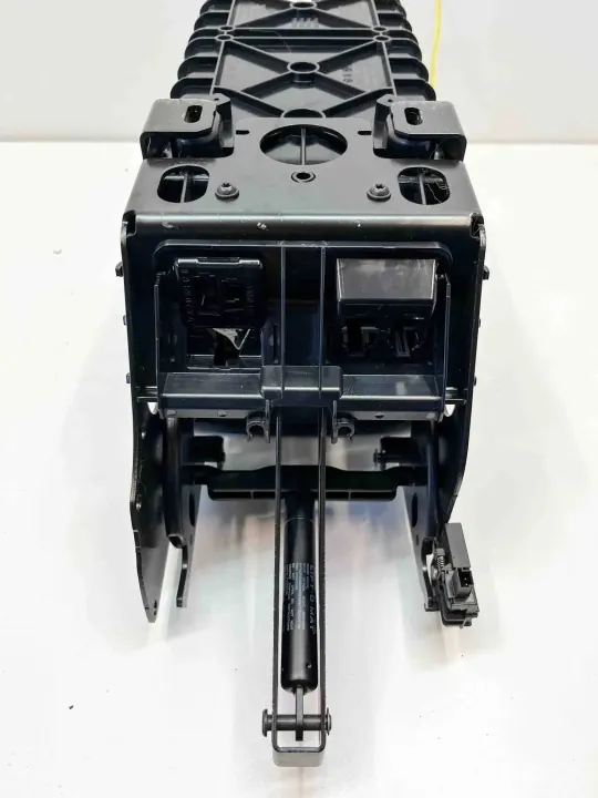 Accoudoir Mercedes-Benz OEM A2306809650 - Occasion image 8