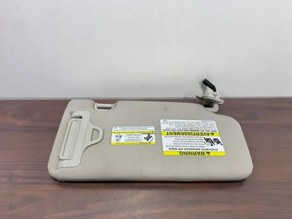 Visera Subaru Forester OEM FBZ26434 - Usado image 3