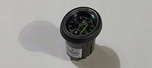 Maserati Levante 2020 Kello OEM 670063100 image 3
