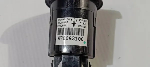 Maserati Levante 2020 Kello OEM 670063100 image 6