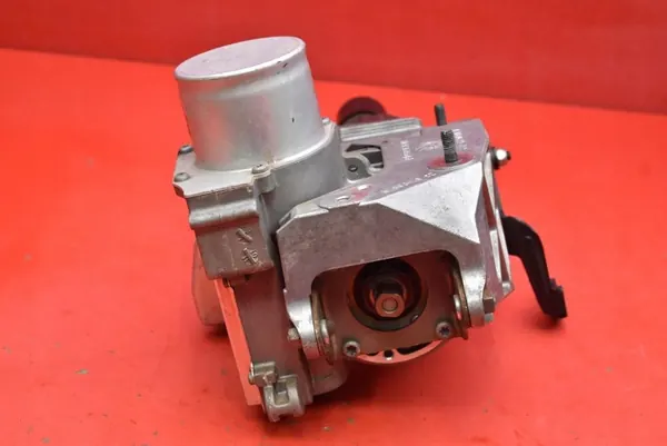 Bomba de direção assistida Renault Megane 2 1.5 DCI 8200768242 image 5