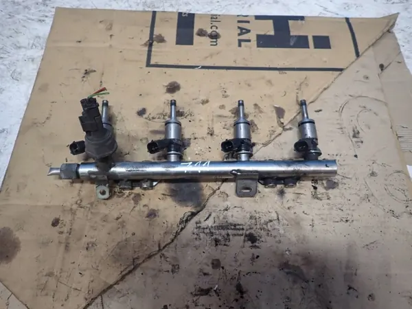 Nissan Qashqai J11 1.2 Inspuitrail OEM 175204385R image 2