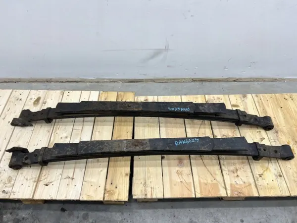 Ressorts à lames OEM MMAUTKO-23700 pour Ford Ranger IV image 2