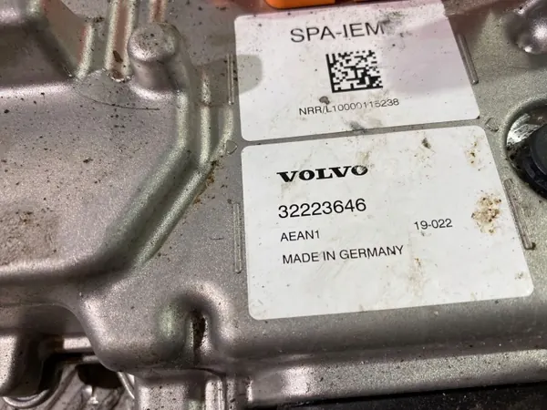 Inversor Volvo XC90 2019 OEM 32223646 Usado image 3