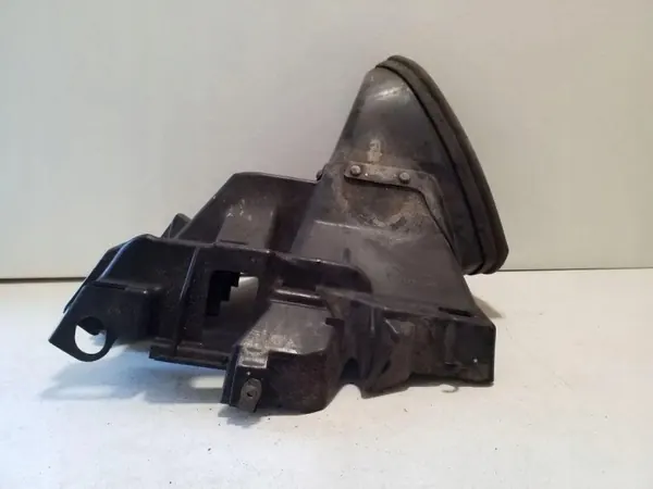 Jaguar XJ 3.0D radiatorluchtgeleider OEM AW938A107AD image 5