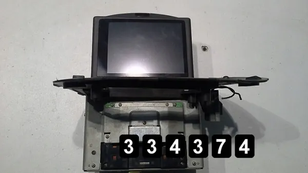 Pantalla de visualización Volvo OEM AM-334374 Usado image 2
