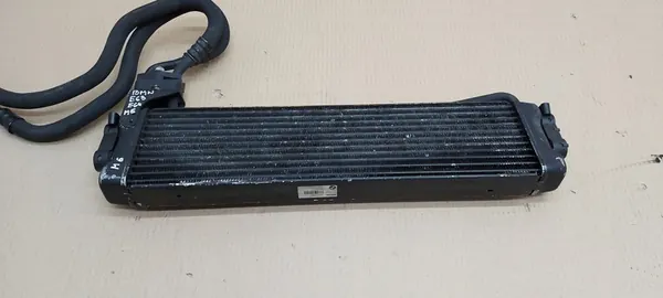 BEHR HELLA Ölkühler BMW E60 M5 E63 E64 M6 image 3