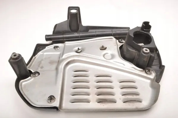 Alfa Romeo Mito 1.4 T-Jet Moottorikansi OEM 263760 image 3