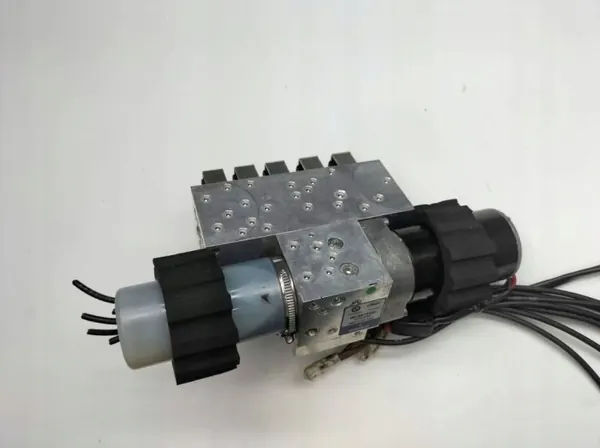 Pompe de toit BMW OEM 71287800 pour Série 3 E92/E93 image 5