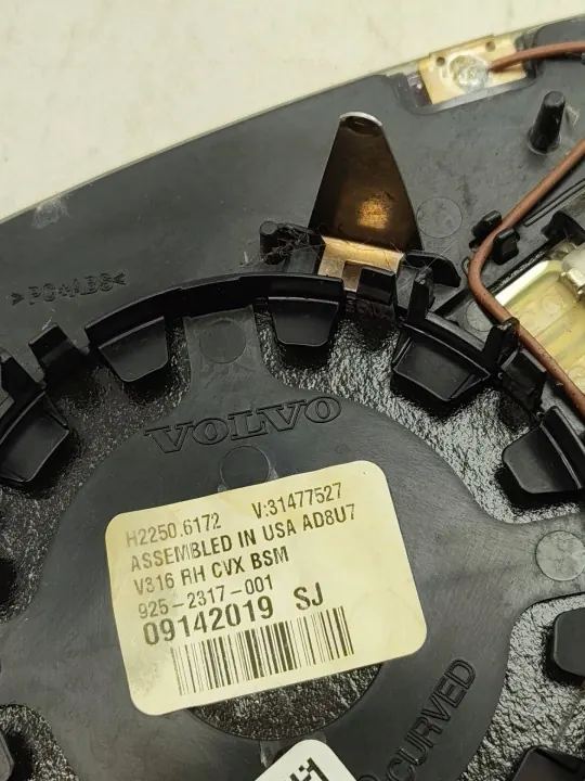 Volvo XC40 spiegelinleg OEM 31477527 - Gebruikt image 3