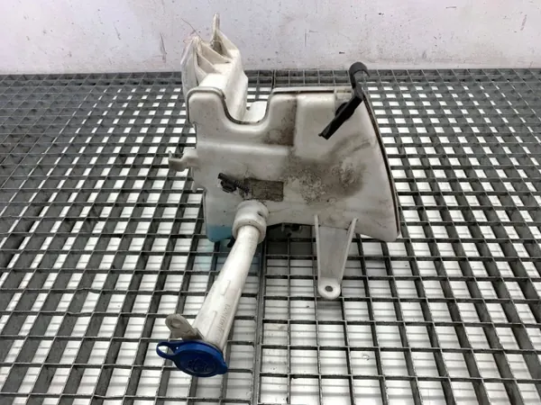 Scheibenwaschbehälter OEM 85310-02490 Toyota Auris II image 2