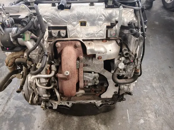 Mazda R2AA Motor Compleet - Diesel 155k km image 5