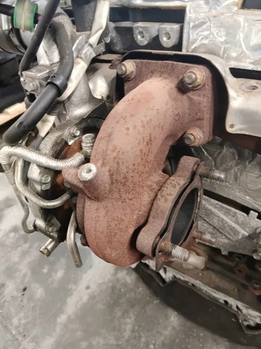 Mazda R2AA Motor Compleet - Diesel 155k km image 8