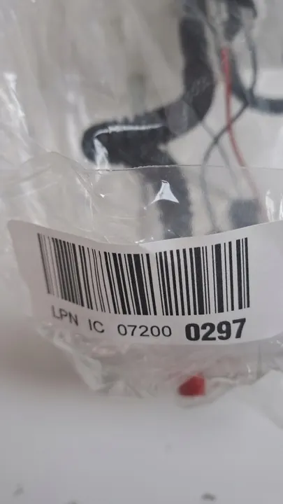 Pierburg Brandstoftoevoereenheid image 2