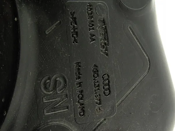 Réservoir AdBlue Audi A7 C7 OEM 4G0131877H - Occasion image 8