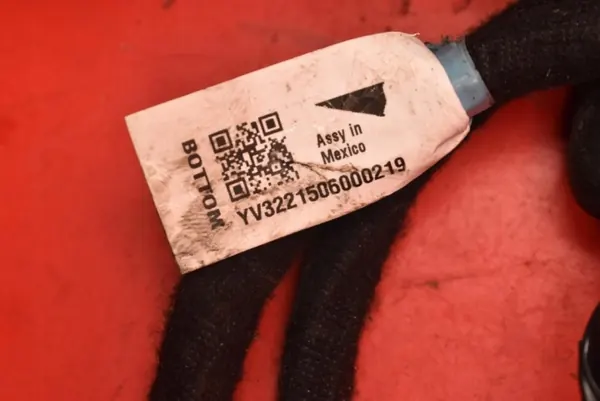 Tesla Model S 12-20 Takaluukun Johdotus OEM image 5