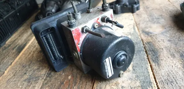 BMW 3 E46 ABS-pompcontroller 6765454 6765452 image 3