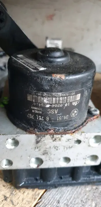 BMW 3 E46 ABS-pompcontroller 6765454 6765452 image 5