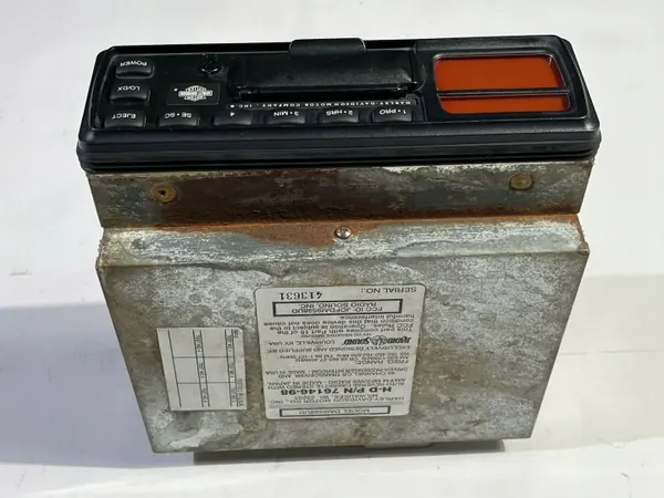Rádio usado OEM 7614698 para Harley Davidson Touring image 6