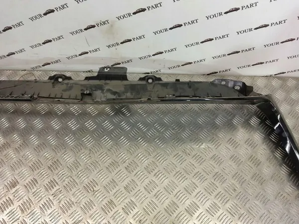 BMW X1 F48 F49 2021 Garniture de hayon image 6