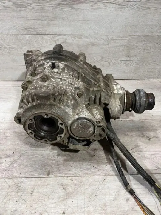 Rear Differential BMW X6 E71 E72 P758602505 3.5L Diesel image 3
