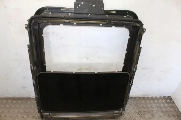Techo solar BMW X3 F25 OEM 811694256 - Usado image 4