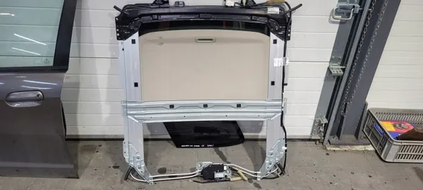 Honda Accord VIII Schiebedach OEM - Gebraucht image 3